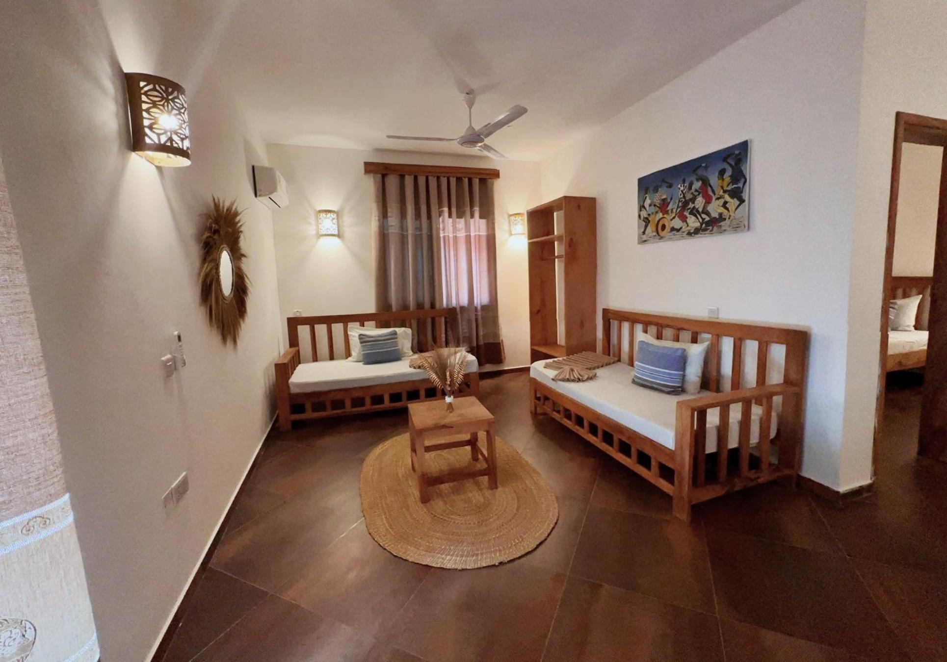 Cezere The Palm Hotel Paje Exterior photo